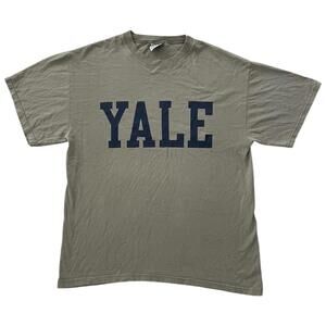 Vintage Yale University T-Shirt Spell Out Bulldogs Tan Blue Men's Size Medium